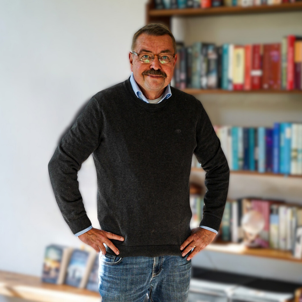 Ein Buch schreiben & Autor werden Ein Buch schreiben: Schriftsteller Reiner Günter