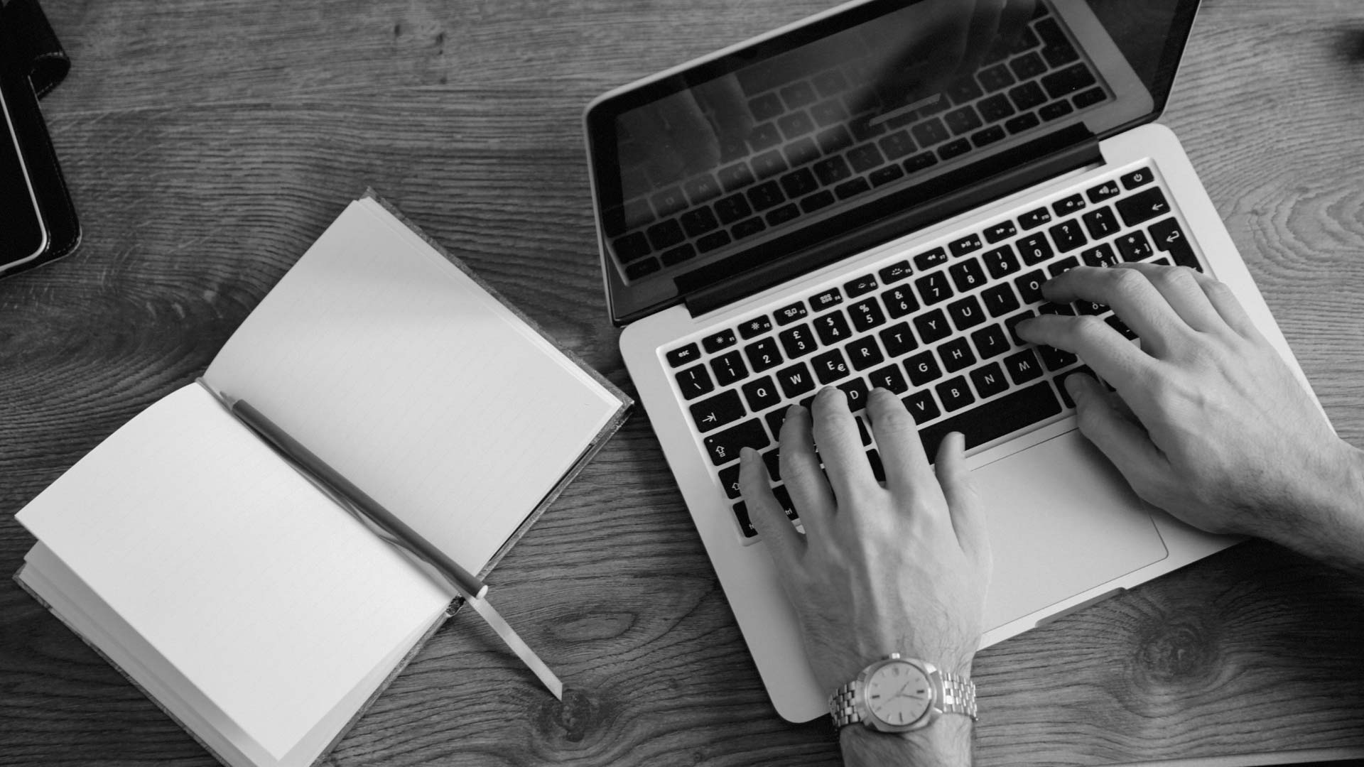 Ein Buch schreiben & Autor werden Zwischen Rückflug und Buch-Plot